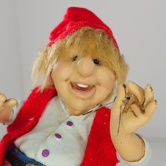 Vintage Possible Dreams Elf Figurine With Christmas Lights Red Hat Clothtique - Picture 8 of 8